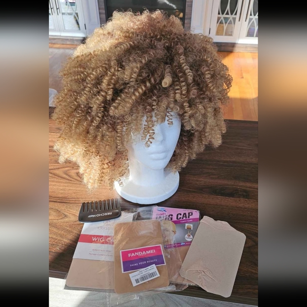 Curly Dirty Blonde Afro Style Wig - Picture 5 of 7